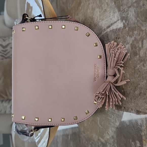 Victoria Secrest crossbody bag, NWT - Picture 1 of 4